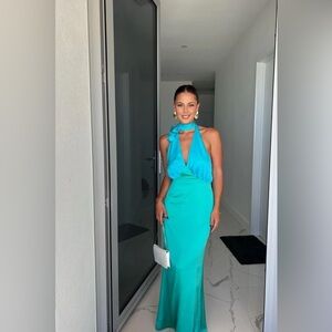 Elegant Teal Maxi Dress
